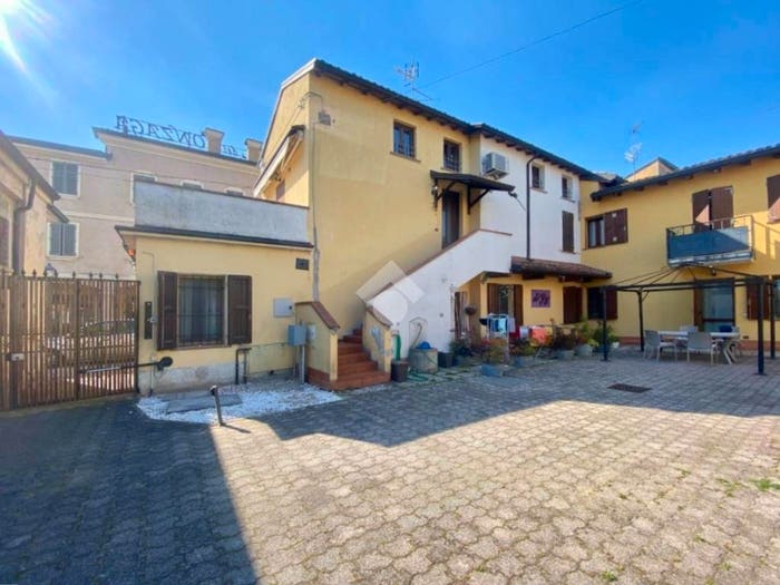 Appartamento bilocale in vendita in Via Roma, Centro, Reggiolo