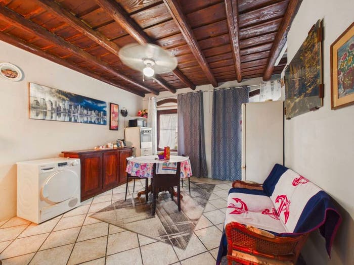 Appartamento trilocale in vendita in Via Tombetta, Borgo Roma, Verona