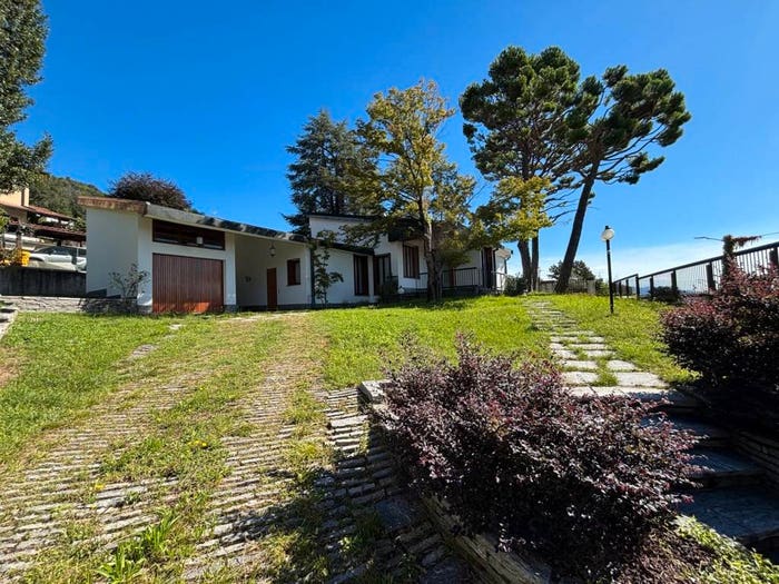 Casa con 6 locali in vendita in Via Pezza, Induno Olona
