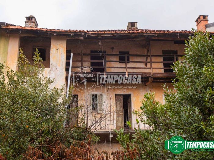 Casa con 5 locali in vendita in Via Santo Stefano, Centro, Oleggio