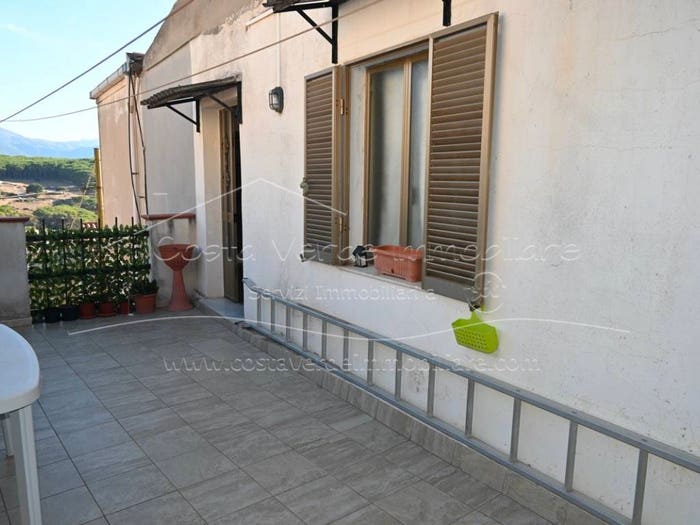 Casa con 6 locali in vendita in Via Genna 'e Frongia, Centro, Arbus
