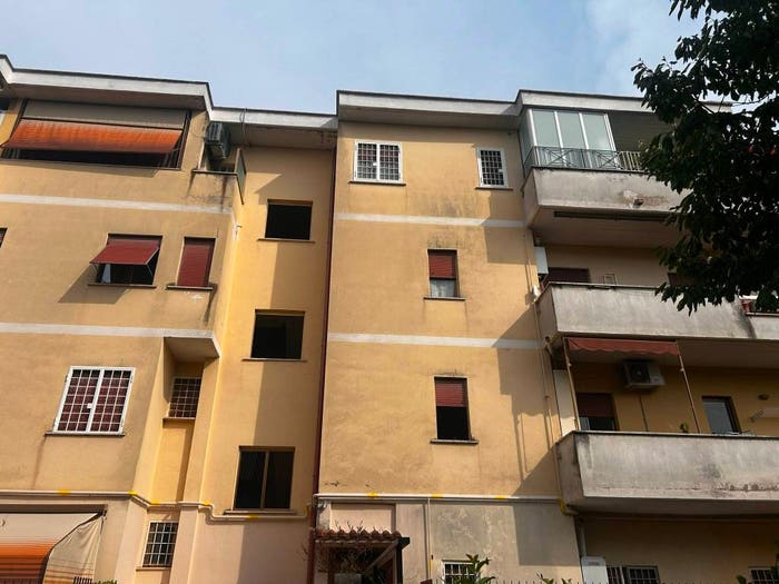 Appartamento trilocale in vendita in Via Viadana, Prima Porta, Roma
