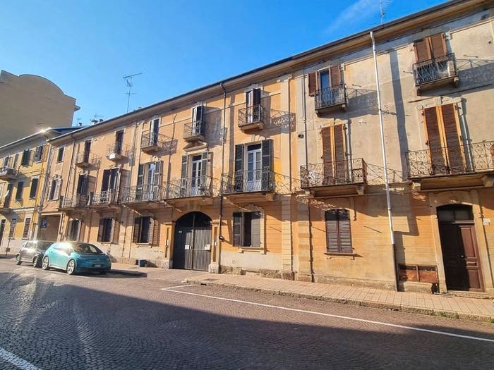 Appartamento trilocale in vendita in Corso Giuseppe Garibaldi, Gattinara