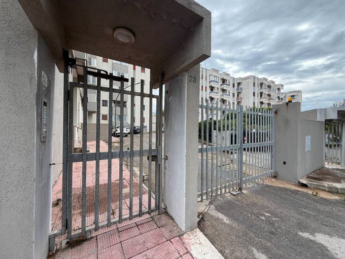 Appartamento trilocale in vendita in Viale Francia, Bozzano, Brindisi