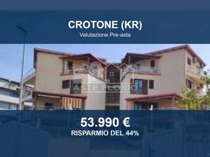 Appartamento con 5 locali in vendita in Via Olanda, Tufolo Farina, Crotone