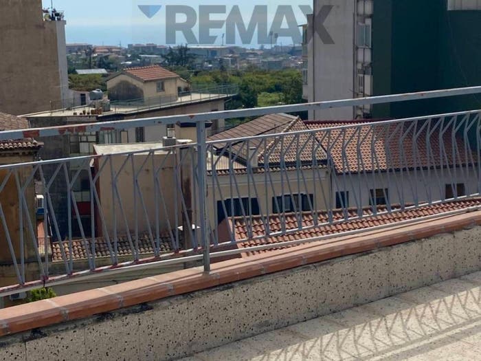 Appartamento quadrilocale in vendita in Via Esperanto, Centro, Aci Catena
