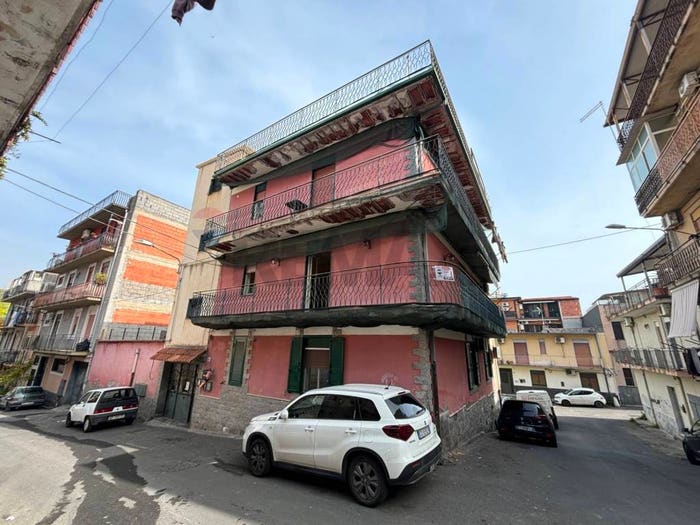 Appartamento quadrilocale in vendita in Via Del Frantoio, San Giorgio, Catania