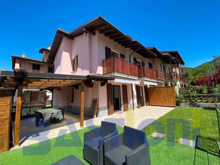 Casa quadrilocale in vendita in Songavazzo