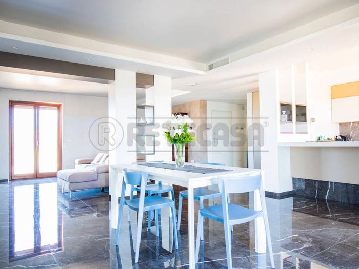 Casa quadrilocale in vendita in Via Vecchia Corato, Bisceglie