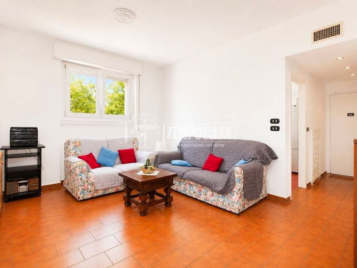 Appartamento trilocale in vendita in Piazzale Gabriele Rosa, Corvetto, Milano