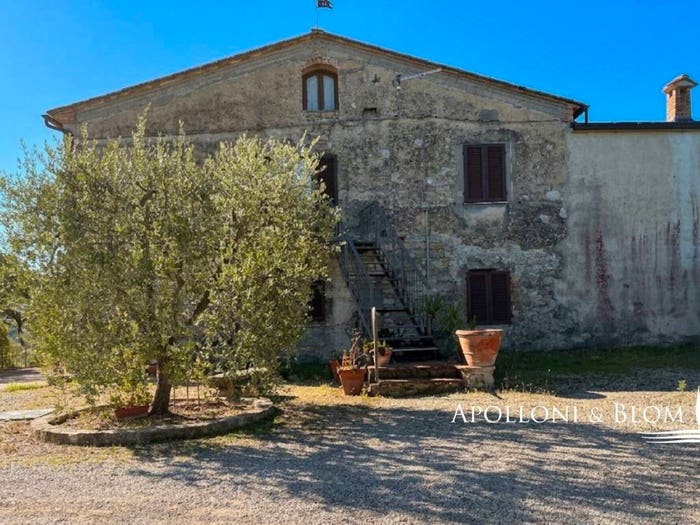 Appartamento con 6 locali in vendita in Via Fiorentina, Castellina in Chianti
