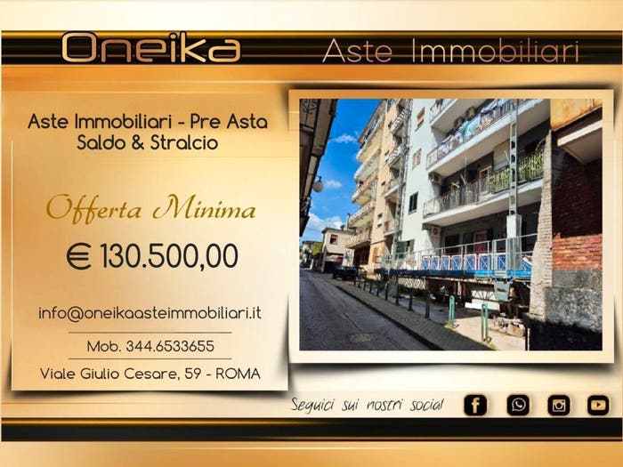 Appartamento con 6 locali in vendita in Piazza Tammaro Romano, Grumo Nevano