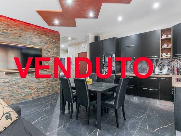 Appartamento trilocale in vendita in Via Toscanini, Calderara, Paderno Dugnano