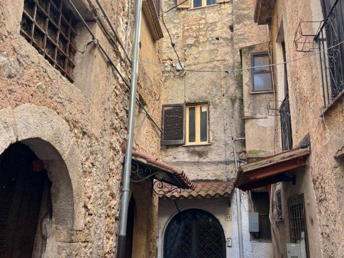 Casa bilocale in vendita in Via Carlo Porta, Centro, Roccasecca