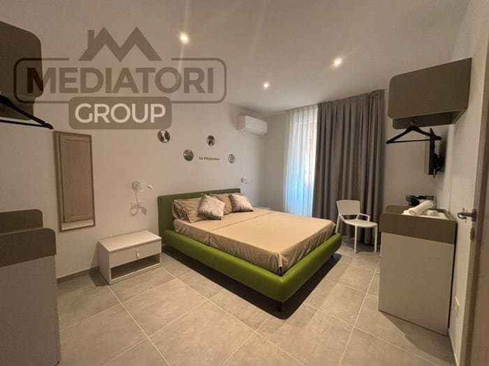 Appartamento con 6 locali in vendita in Via Nuoro, Centro, Castelsardo