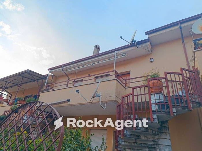 Appartamento trilocale in vendita in Corso Vittorio Emanuele, Centro, Marcellina