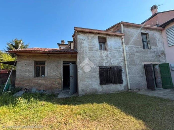 Appartamento trilocale in vendita in Via Tagliata, Ammonite, Ravenna