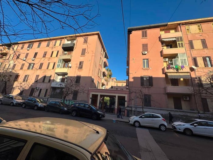 Appartamento trilocale in vendita in Via Giovanni Lavaggi, Cibali, Catania