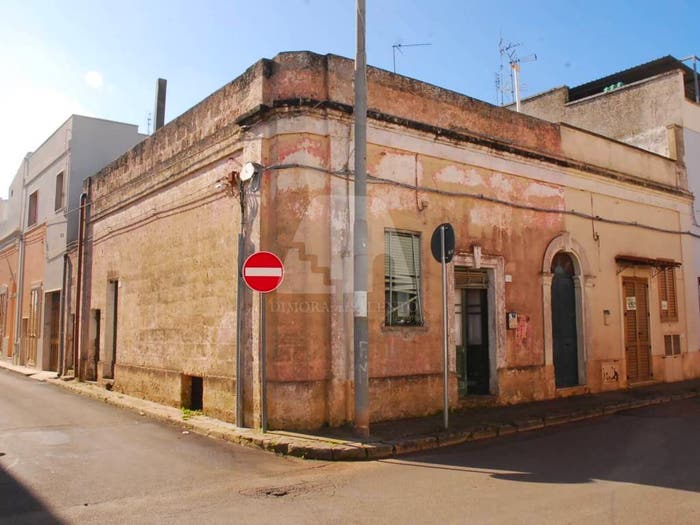 Casa trilocale in vendita in Via Trento, Miggiano