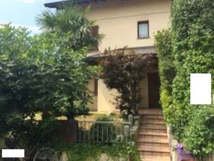 Casa quadrilocale in vendita in Via Dei Gelsi, Ravello Villastanza Villapia, Parabiago