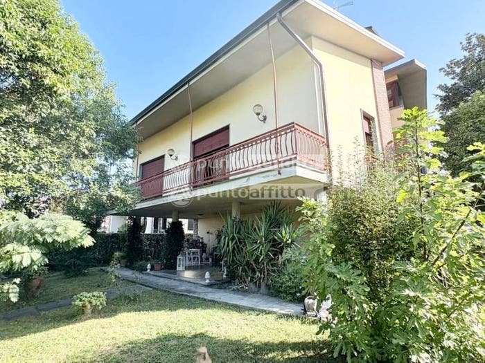 Casa con 5 locali in vendita in Via Nottolini, San Concordio, Lucca