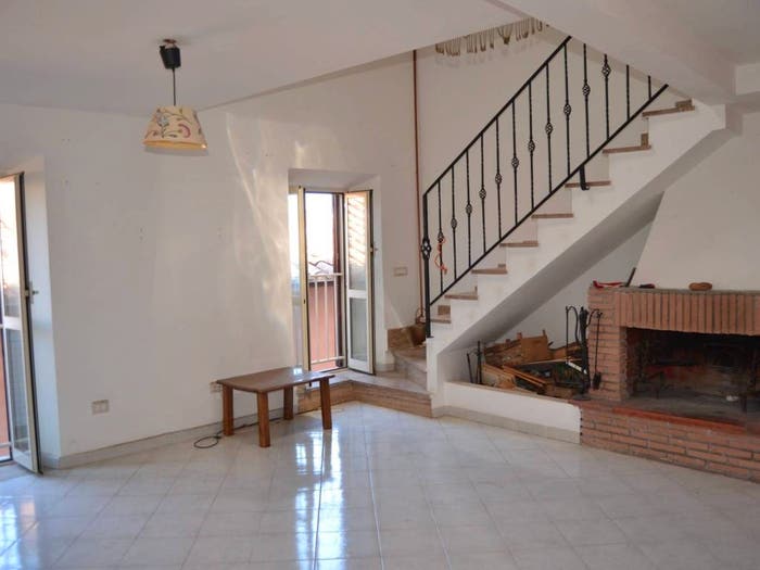 Appartamento bilocale in vendita in Via Conte Ottaviano, Centro, Palombara Sabina