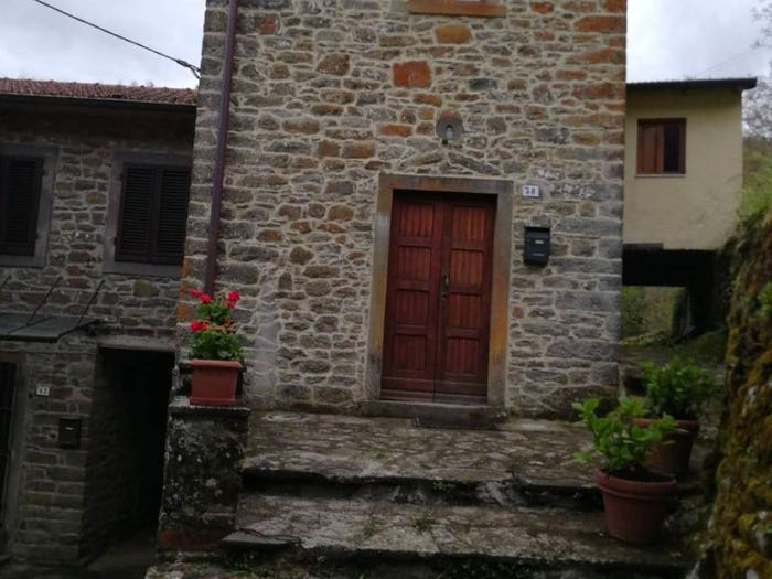 Casa con 5 locali in vendita in VIA MOLINO, Raggiolo, Ortignano Raggiolo