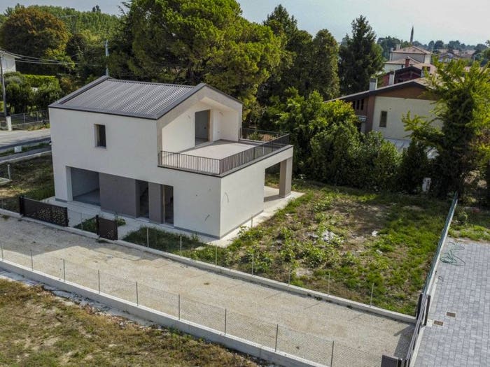 Casa quadrilocale in vendita in Via Guizze Alte rustega camposampiero, Camposampiero