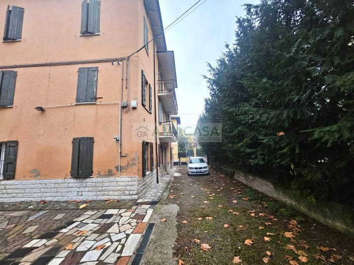 Casa con 6 locali in vendita in Via Guglielmo Marconi, Fiorano, Fiorano Modenese