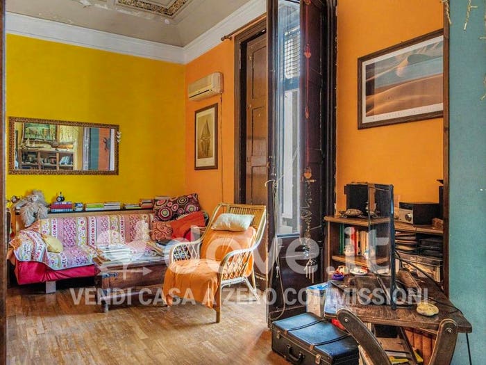 Appartamento trilocale in vendita in Via Nino Martoglio, Villa Bellini Santa Maria di Gesù, Catania
