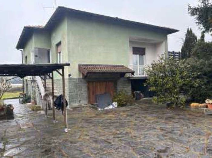 Casa in vendita in Via Alioli e Sassi, Centro, Gavirate