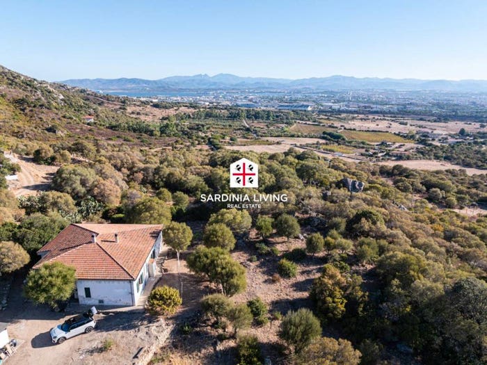 Casa con 6 locali in vendita in Cabu Abbas, Osseddu, Olbia