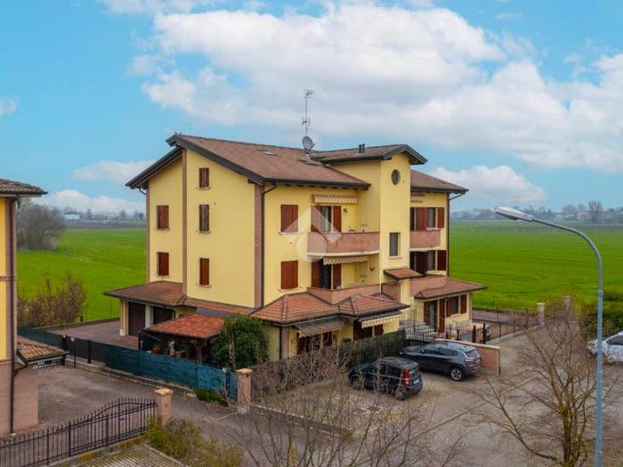 Casa trilocale in vendita in Via Giuseppe Dossetti, Cadelbosco di Sopra