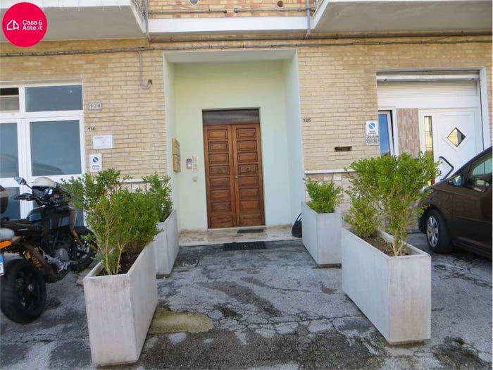 Appartamento con 5 locali in vendita in VIA PURITA', Centro, Monte San Giusto