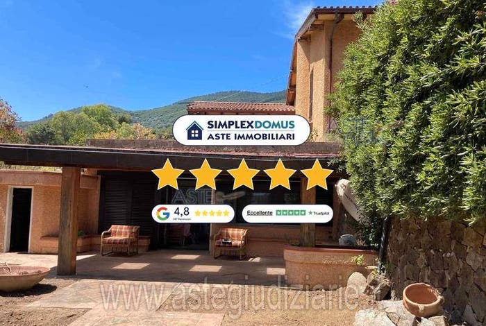 Appartamento quadrilocale in vendita in Via delle Mimose, Marciana