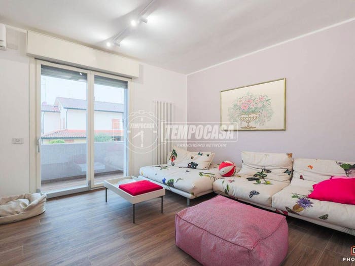 Casa con 5 locali in vendita in Via Pesaro, Ponte Nuovo Madonna dell'Albero, Ravenna