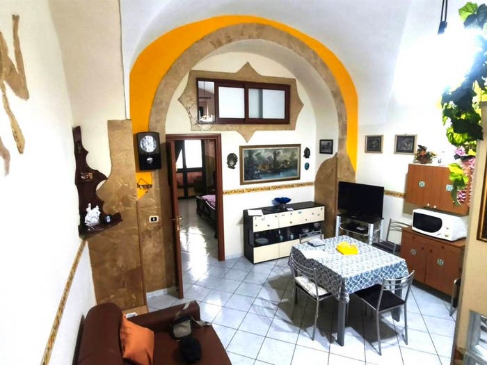 Appartamento bilocale in vendita in Via Giuseppe Garibaldi, Centro Storico, Catania