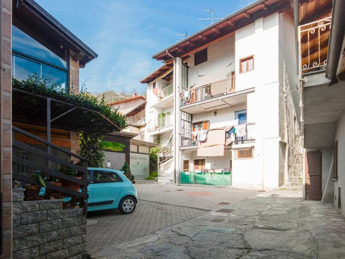 Casa quadrilocale in vendita in Vicolo Girardi, Centro, Condove