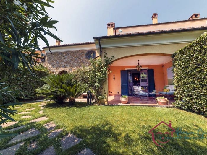 Casa con 6 locali in vendita in VIA DEL GOLF, Villafranca, Garlenda