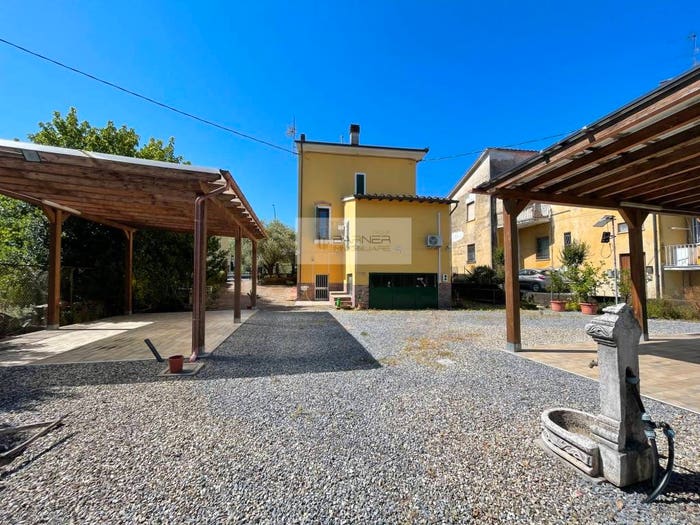 Casa con 6 locali in vendita in Via Lungo la Contesora, Maggiano San Macario, Lucca