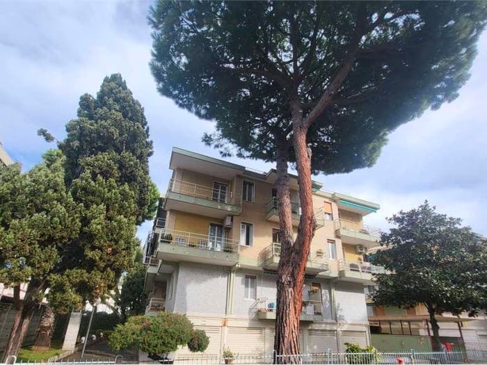 Appartamento trilocale in vendita in via Arene, Piani di Borghetto Ospedale, Bordighera