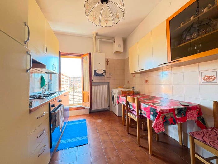 Appartamento trilocale in vendita in Via Ferrarese, Bolognina, Bologna