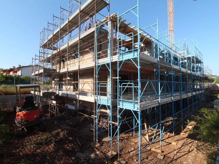 Appartamento quadrilocale in vendita in Via Luigi Galvani, Centro, Brogliano
