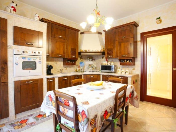 Appartamento con 5 locali in vendita in Via Roma, Centro, Calderara di Reno