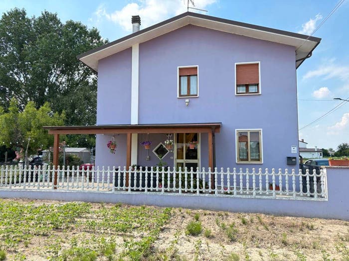 Casa trilocale in vendita in Via San Giuliano, Bagnolo di Po