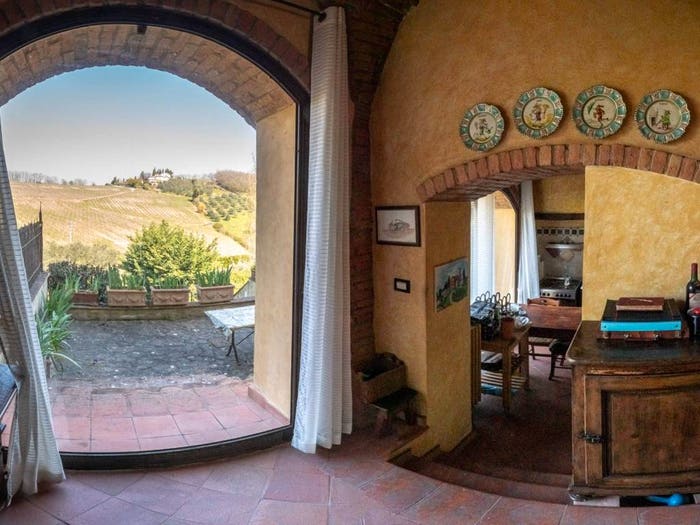 Casa con 6 locali in vendita in Via Sodole, Montespertoli