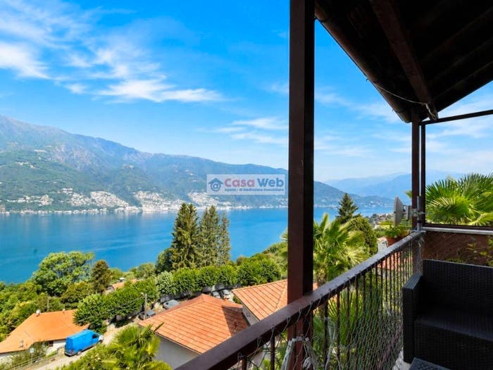 Appartamento quadrilocale in vendita in Tronzano Lago Maggiore