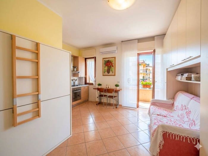 Appartamento monolocale in vendita in Viale della Repubblica, Centro, Pietra Ligure
