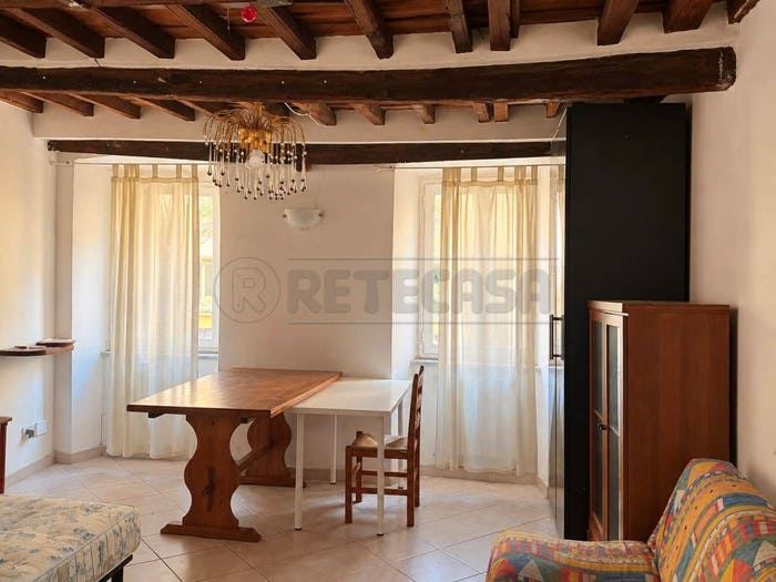 Appartamento con 5 locali in vendita in Piazza Duomo, Centro, Carrara