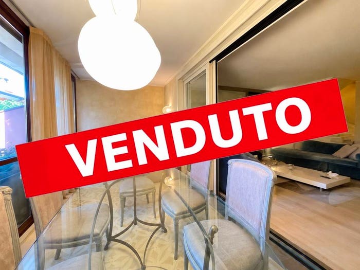 Casa con 5 locali in vendita in via ugo foscolo, Centro, Cusago